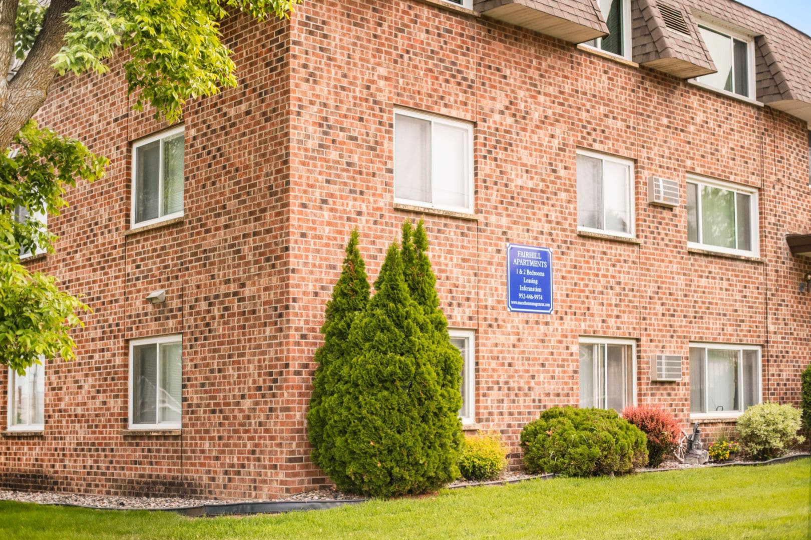 Waconia Apartment: 140 3rd Street West
