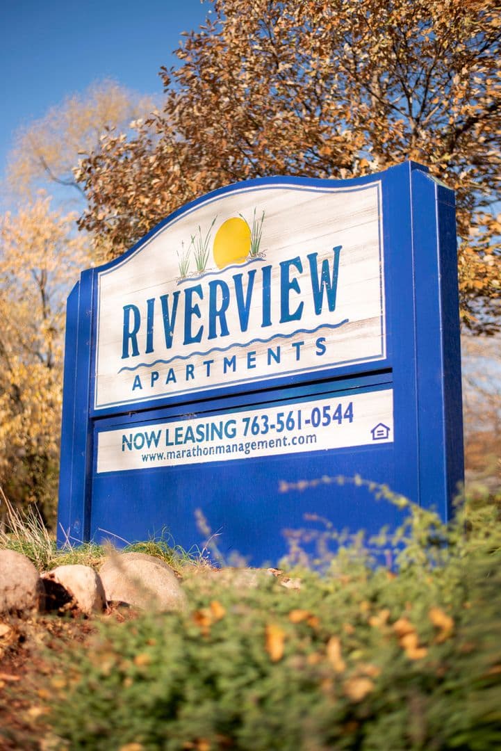 Brooklyn Park Apartment: 8221 Riverview Lane