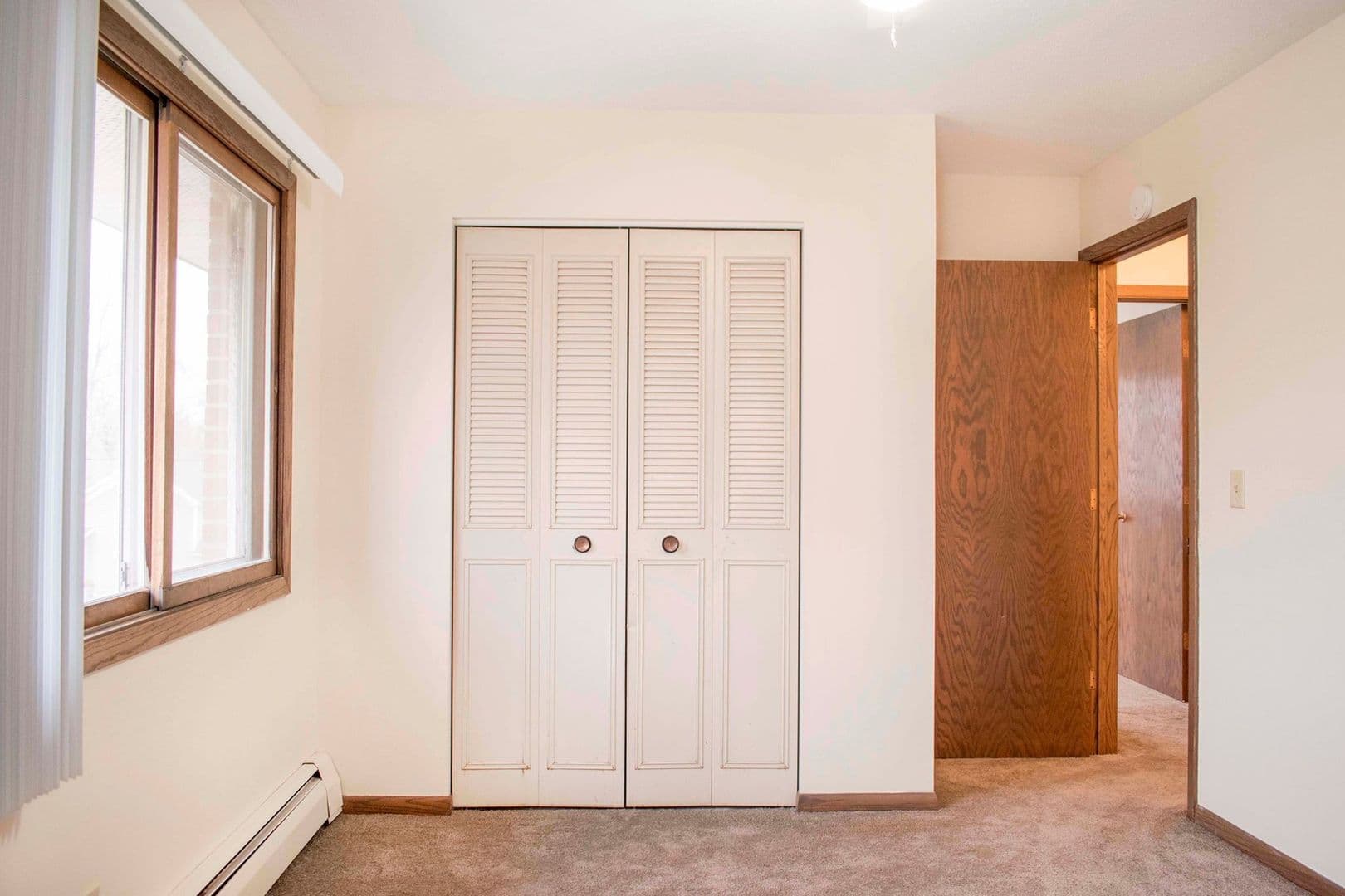 Waconia Apartment: 245 Elm Street South