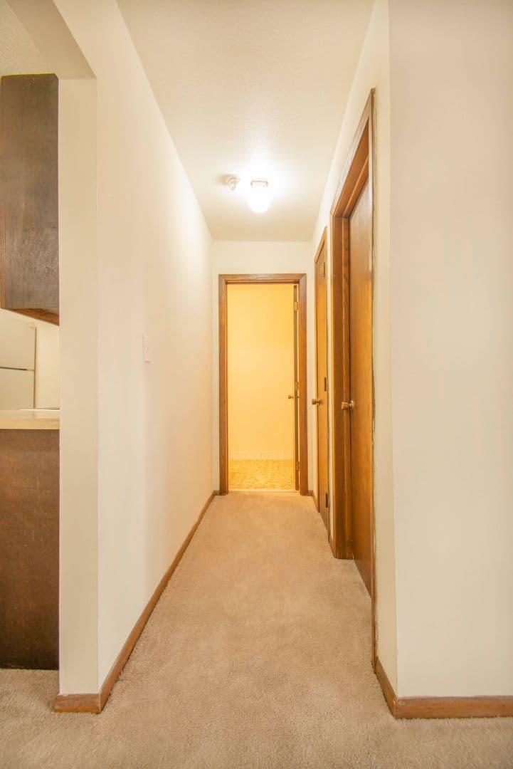 Brooklyn Park Apartment: 8221 Riverview Lane