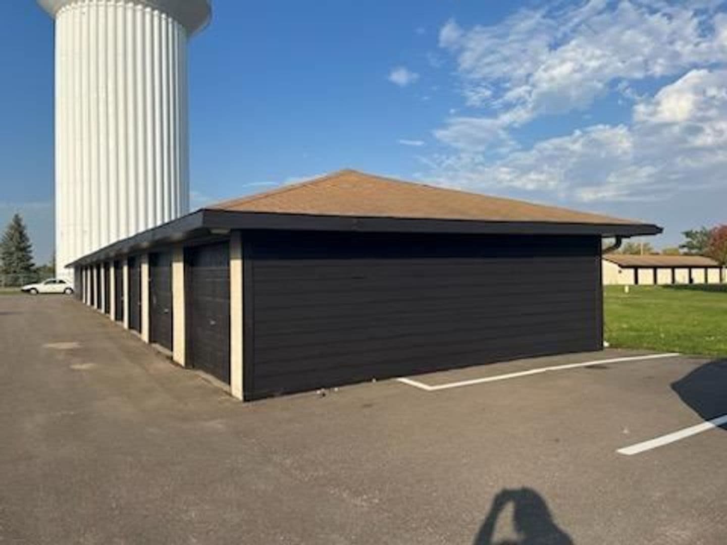 Elk River Apartment: 18594 Gary St
