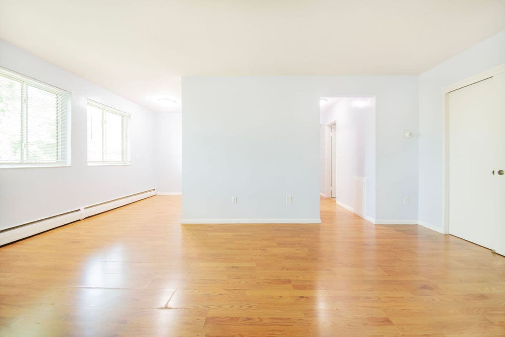 Richfield Apartment: 424 E 73rd St