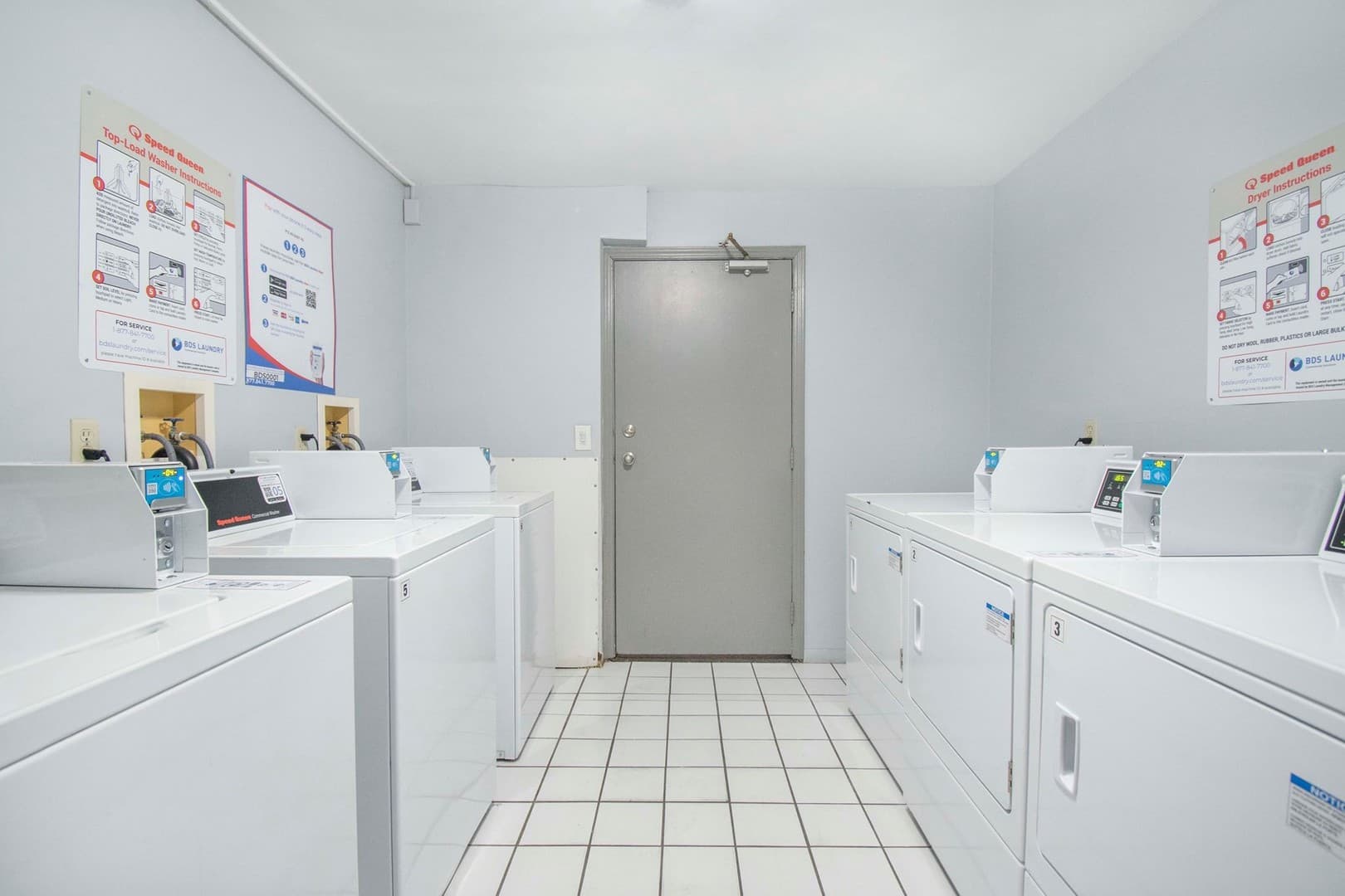 Chanhassen Apartment: 7721 Chanhassen Rd