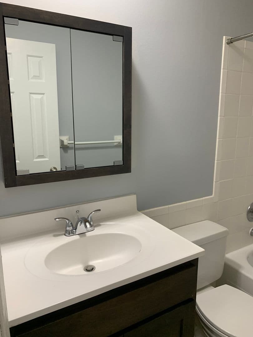 Chanhassen Apartment: 7721 Chanhassen Rd
