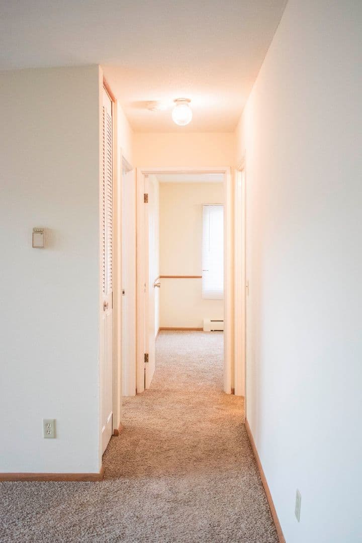 Excelsior Apartment: 818 3rd Ave S