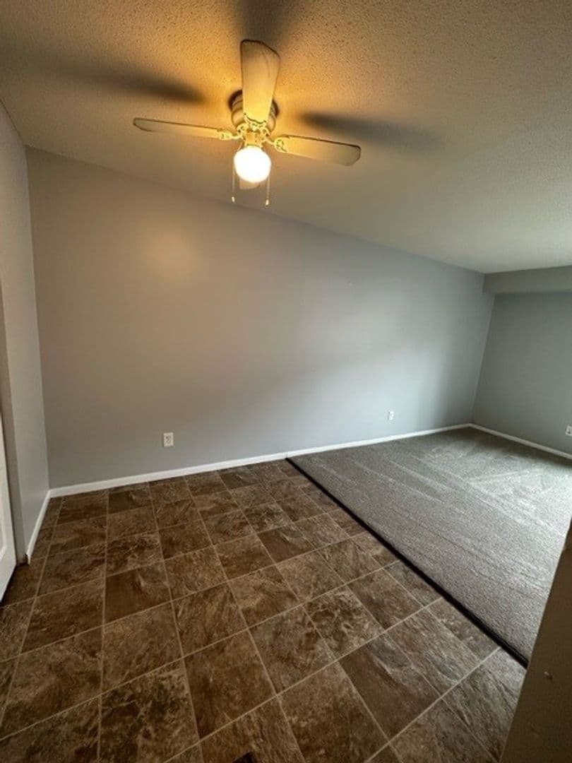 New Hope Apartment: 3501-3507 Hillsboro Ave N