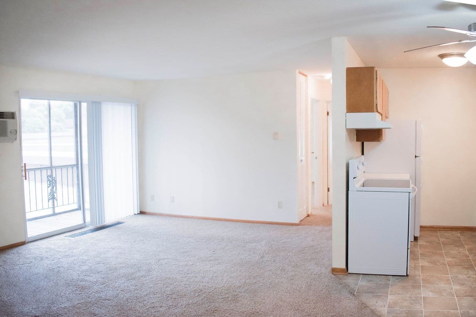 Excelsior Apartment: 818 3rd Ave S