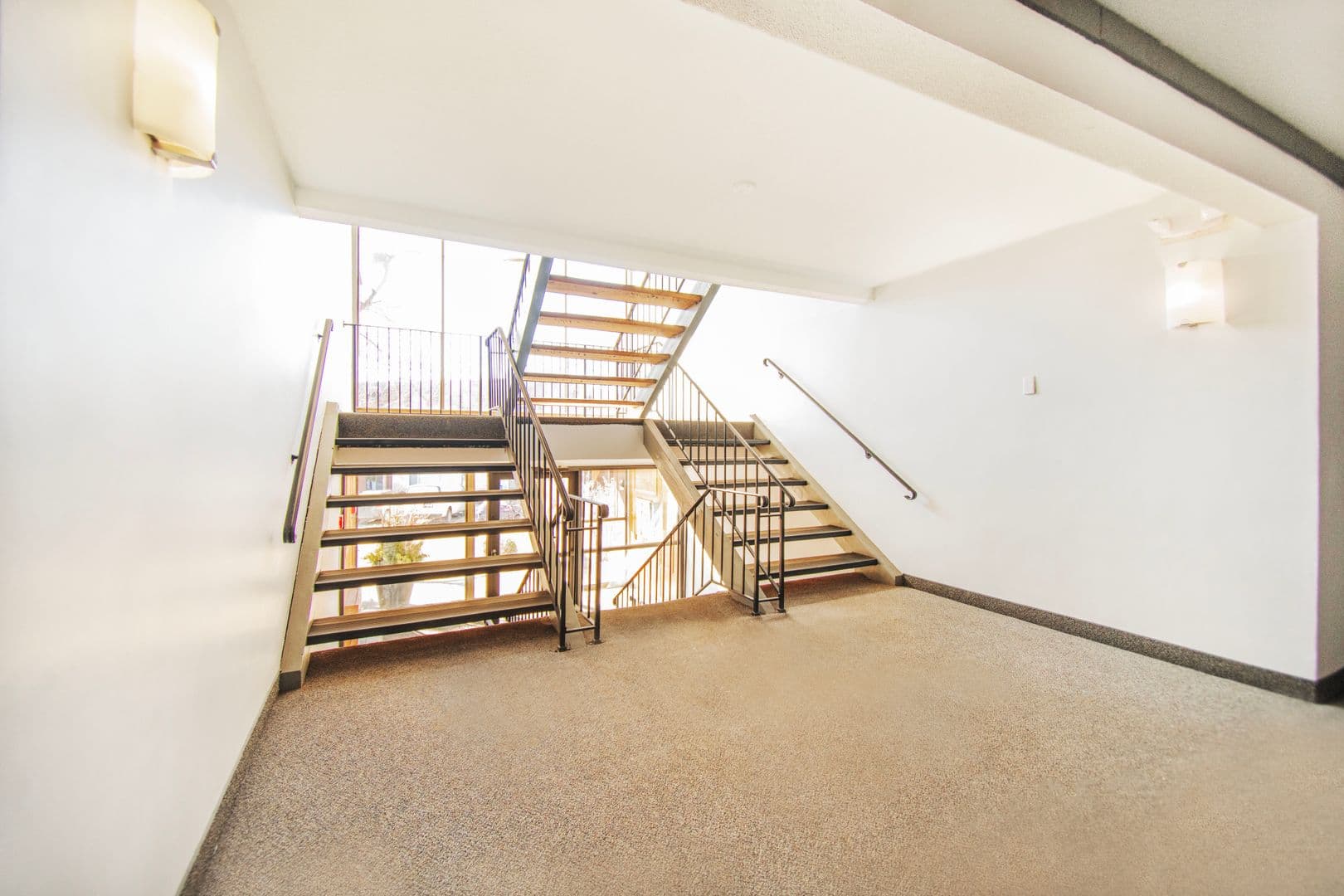 Brooklyn Park Apartment: 8221 Riverview Lane