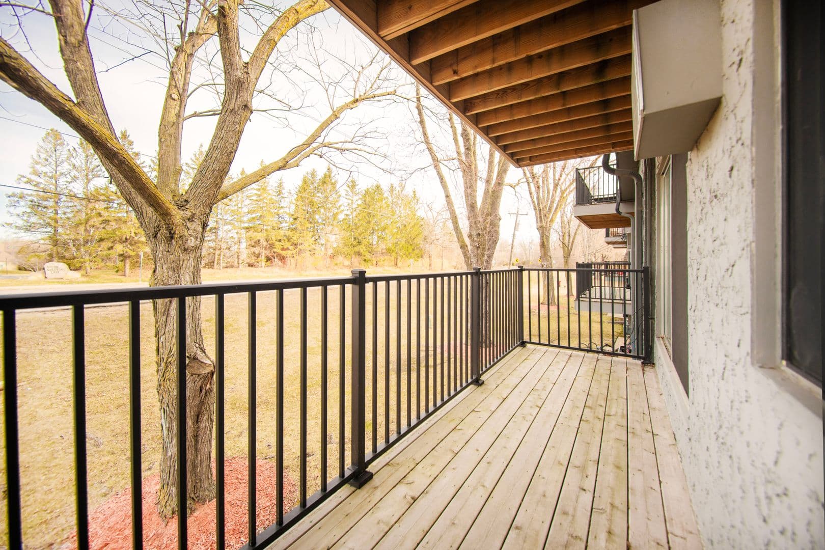 Chanhassen Apartment: 7721 Chanhassen Rd