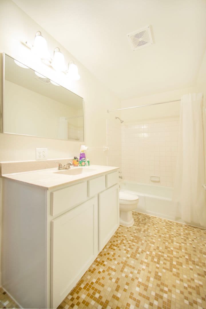 Brooklyn Park Apartment: 8221 Riverview Lane