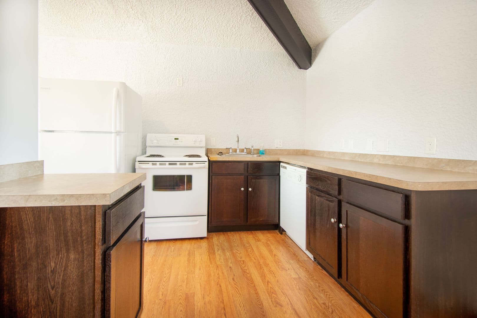 Brooklyn Park Apartment: 8221 Riverview Lane