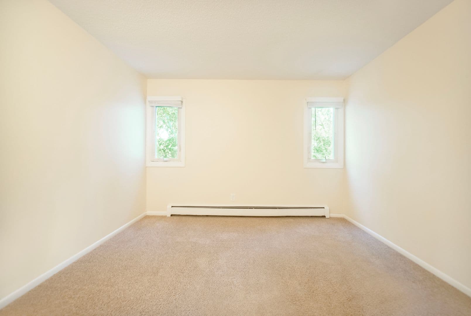 Excelsior Apartment: 840 3rd Avenue