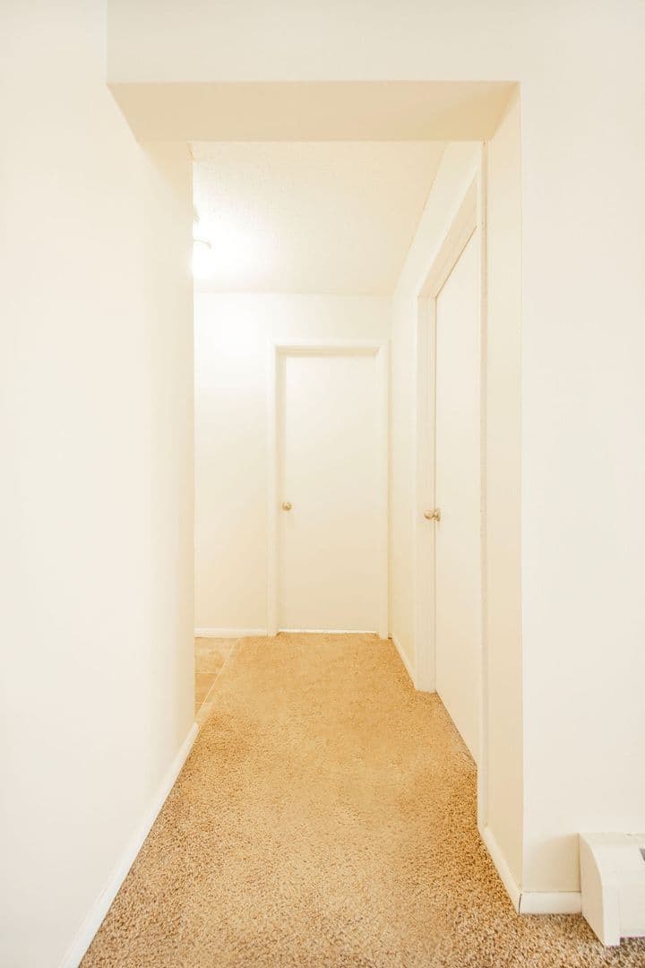 Excelsior Apartment: 832 3rd Ave S