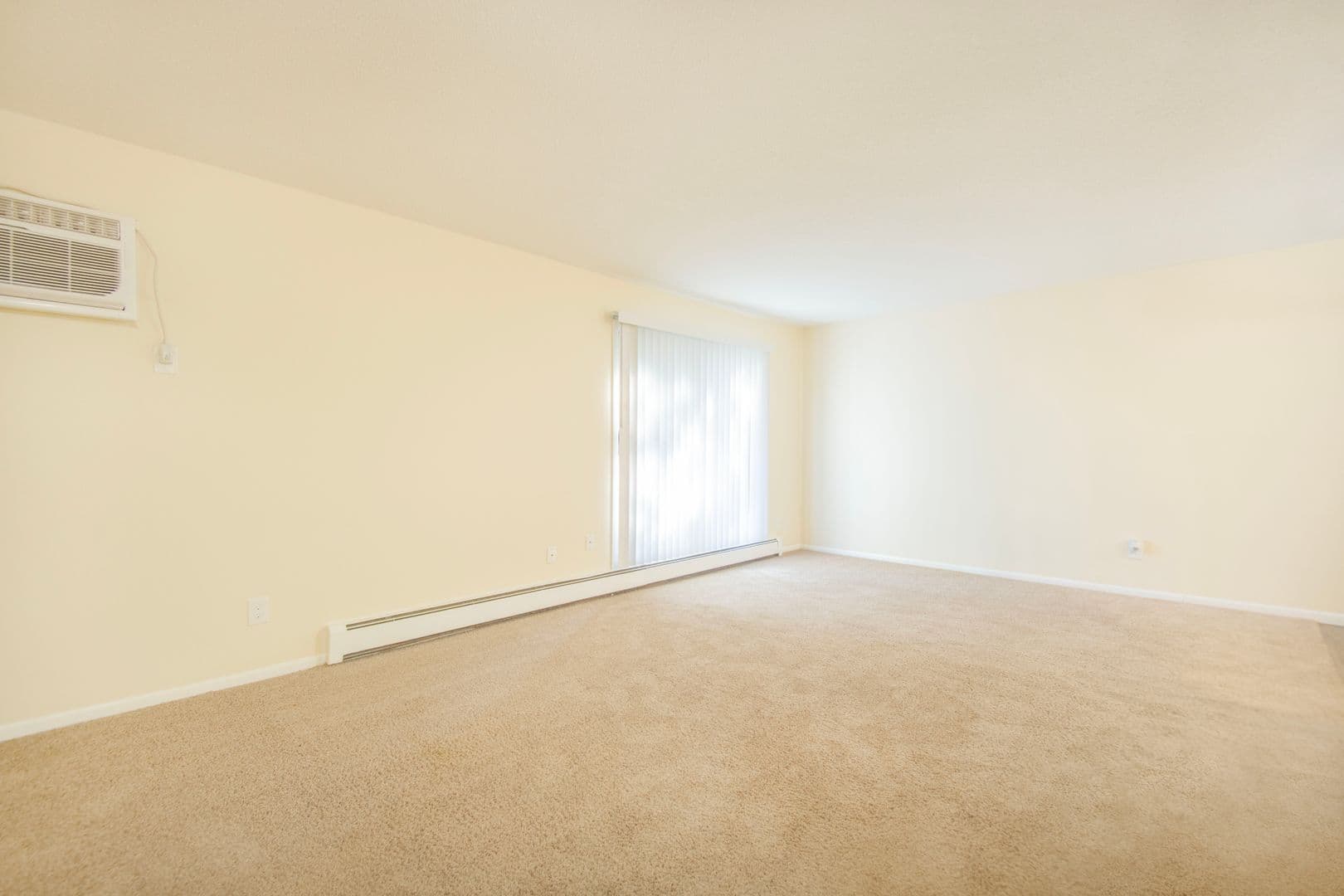 Excelsior Apartment: 840 3rd Avenue