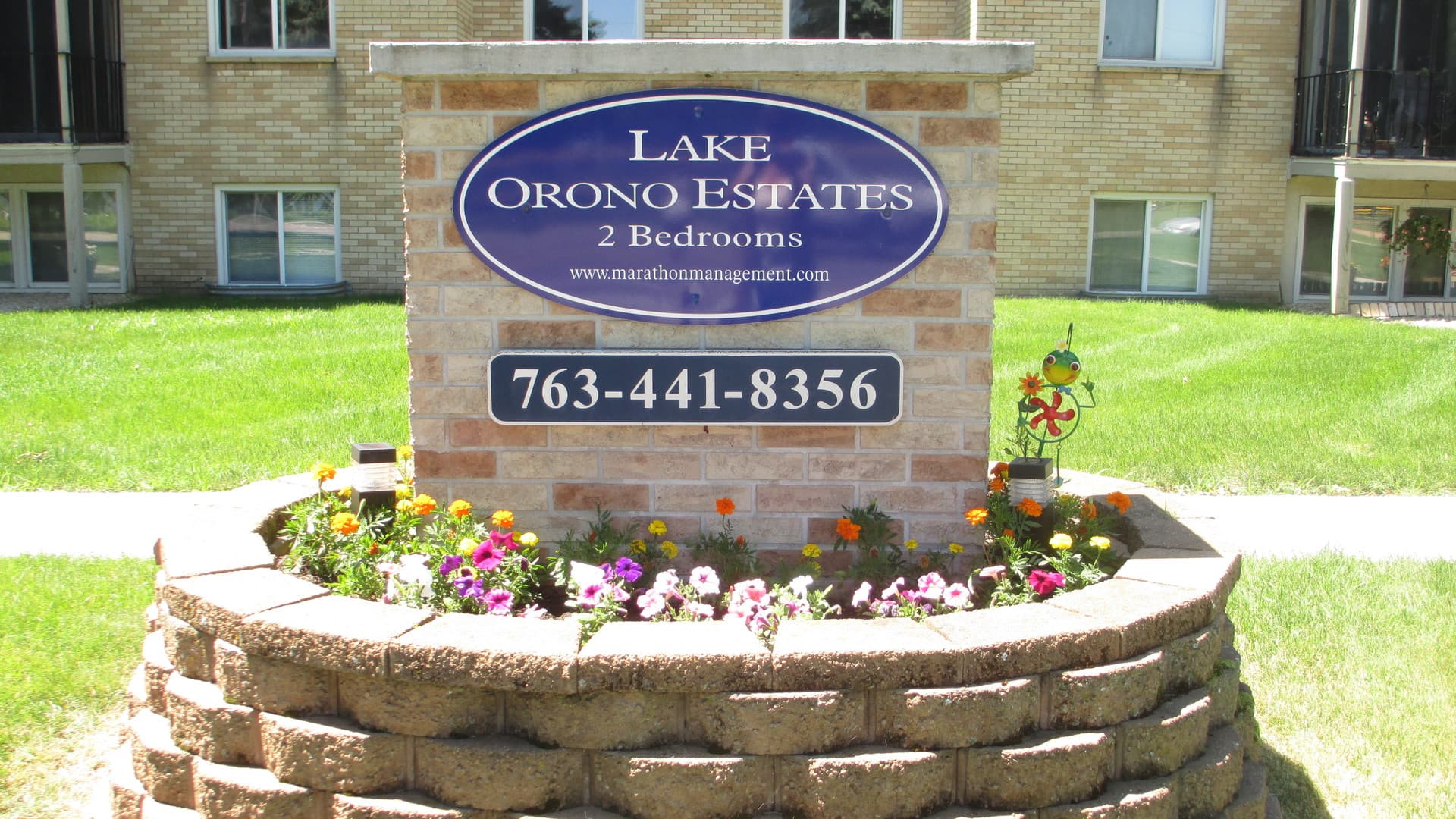 Elk River Apartment: 18594 Gary St