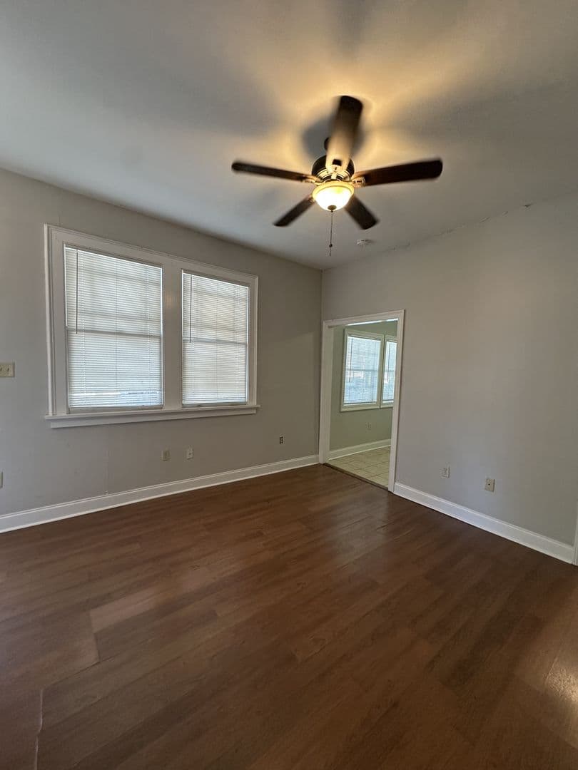 New Orleans Apartment: 4337-4339 Banks St.