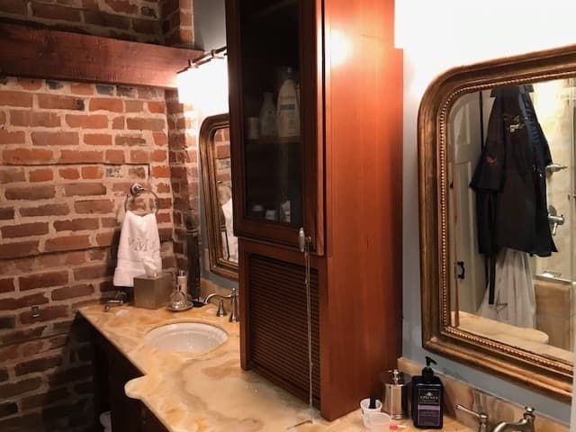 New Orleans Apartment: 1113-15 Decatur St.