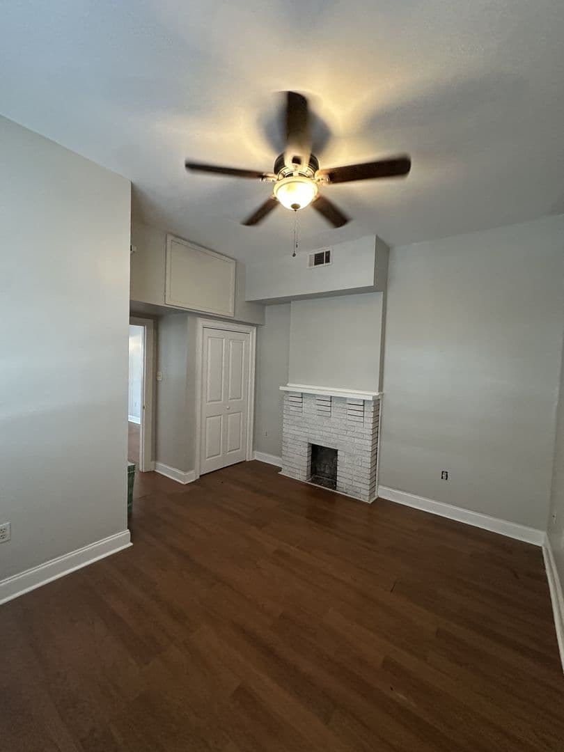 New Orleans Apartment: 4337-4339 Banks St.