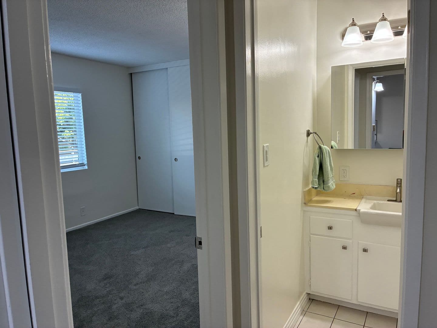 Sierra Madre Apartment: 53 Suffolk Ave.