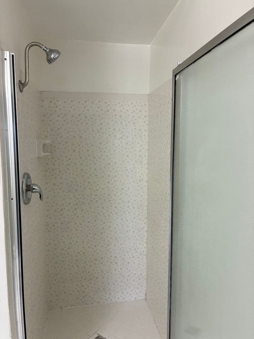 Sierra Madre Apartment: 53 Suffolk Ave.