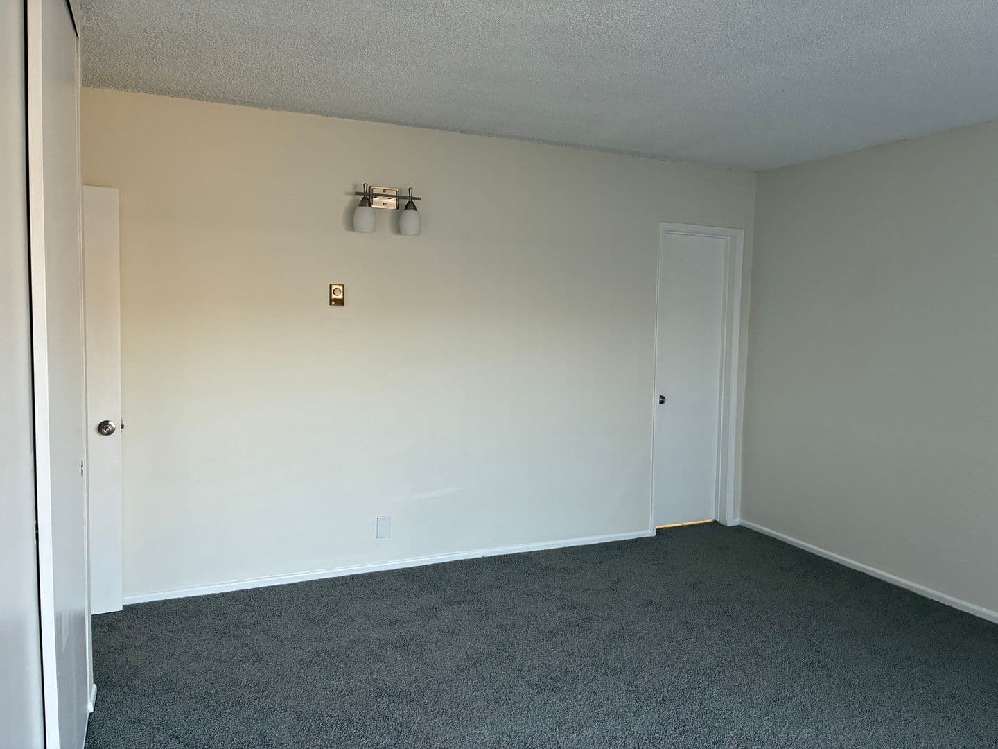 Sierra Madre Apartment: 53 Suffolk Ave.