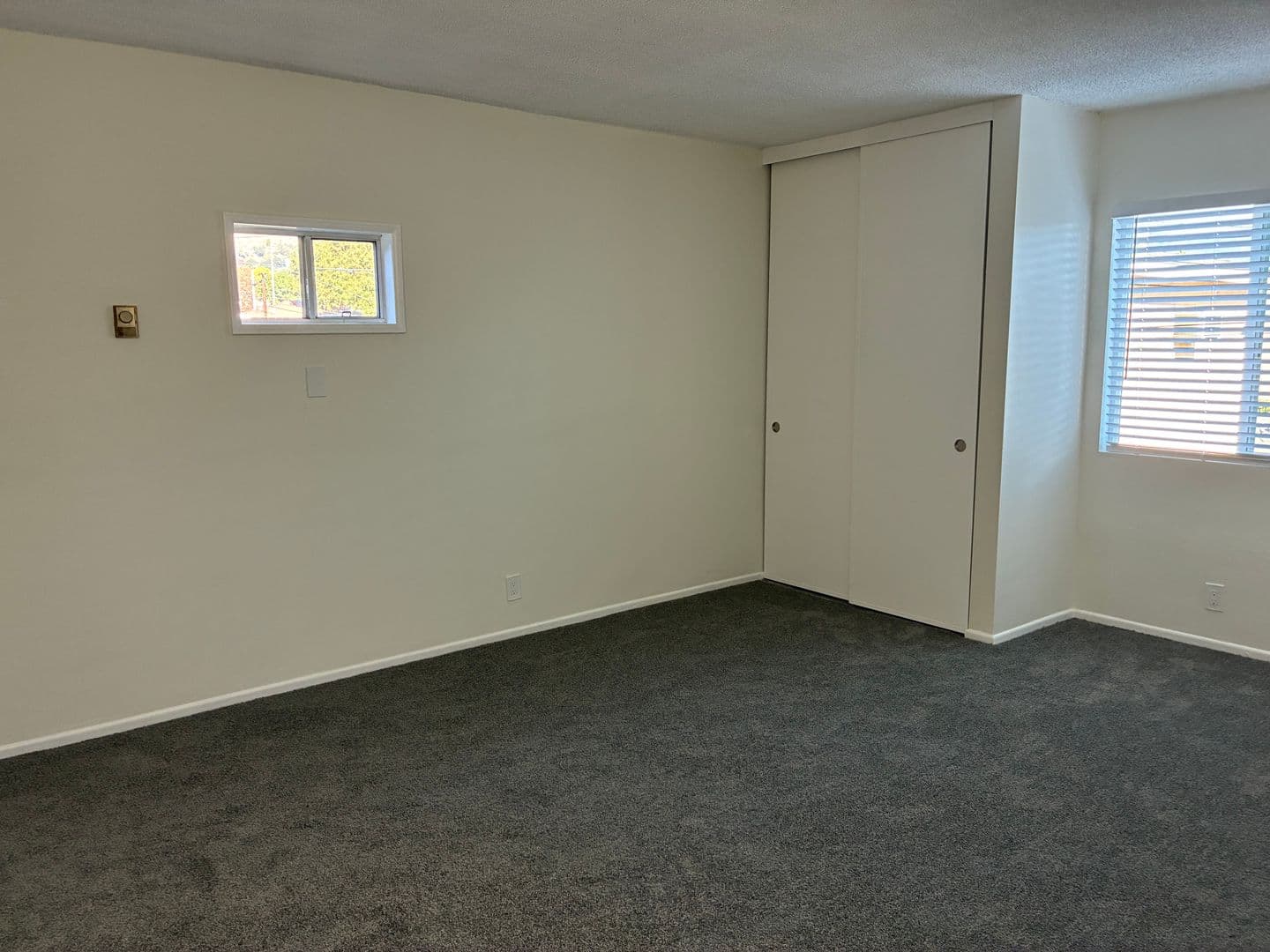 Sierra Madre Apartment: 53 Suffolk Ave.