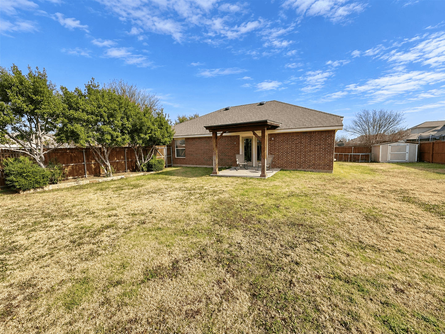 Forney House: 2111 Red River Rd