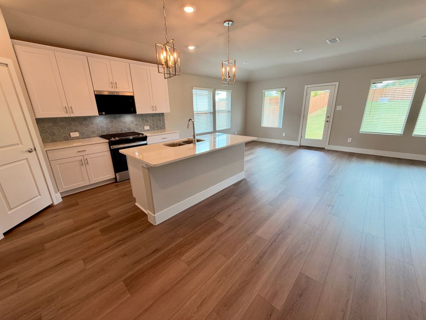 Sherman House: 214 Winchester Lane