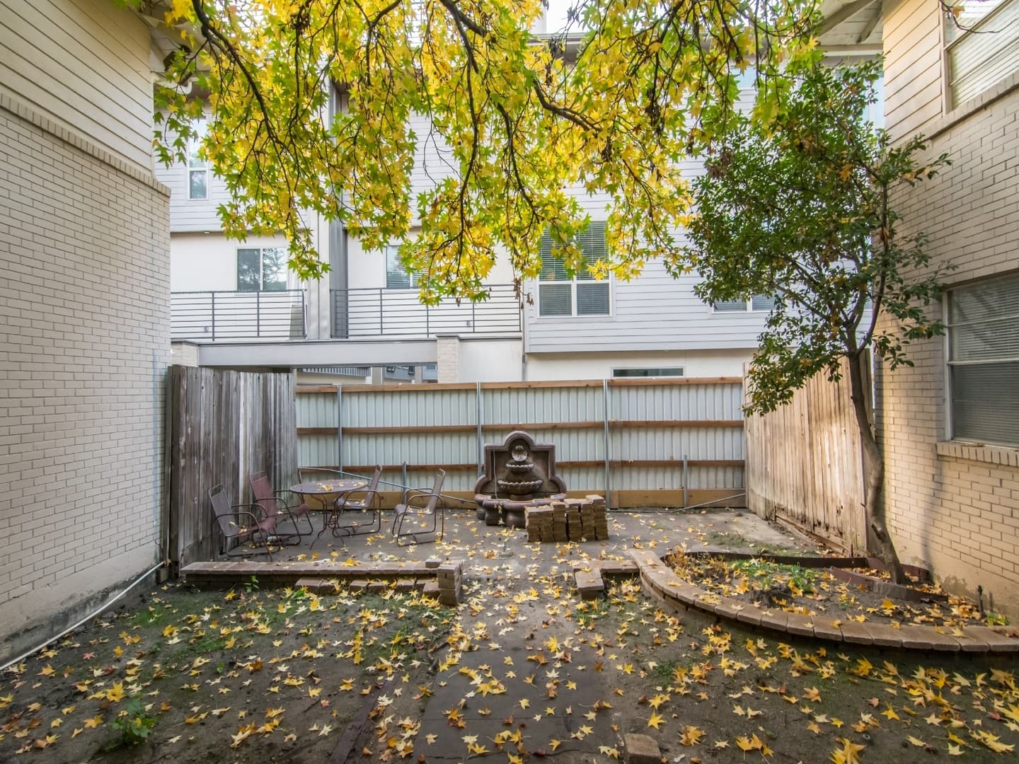 Dallas House: 4311 Cole Avenue