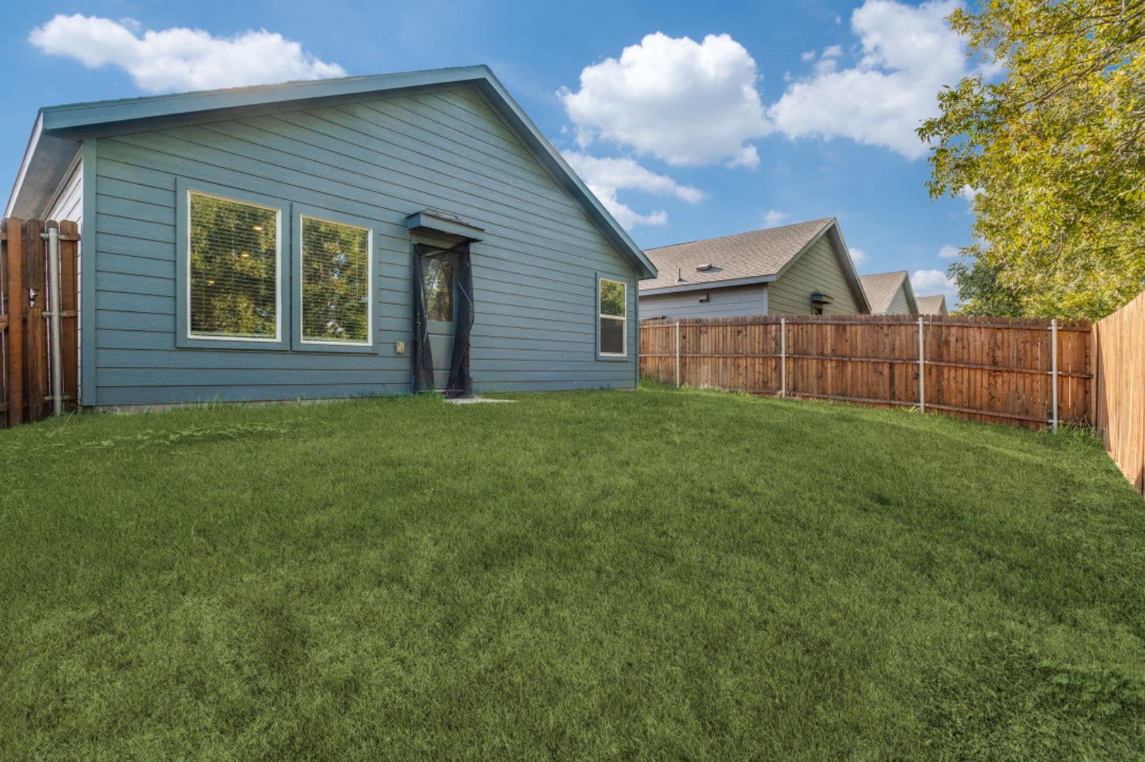 Wilmer House: 238 Willow Way