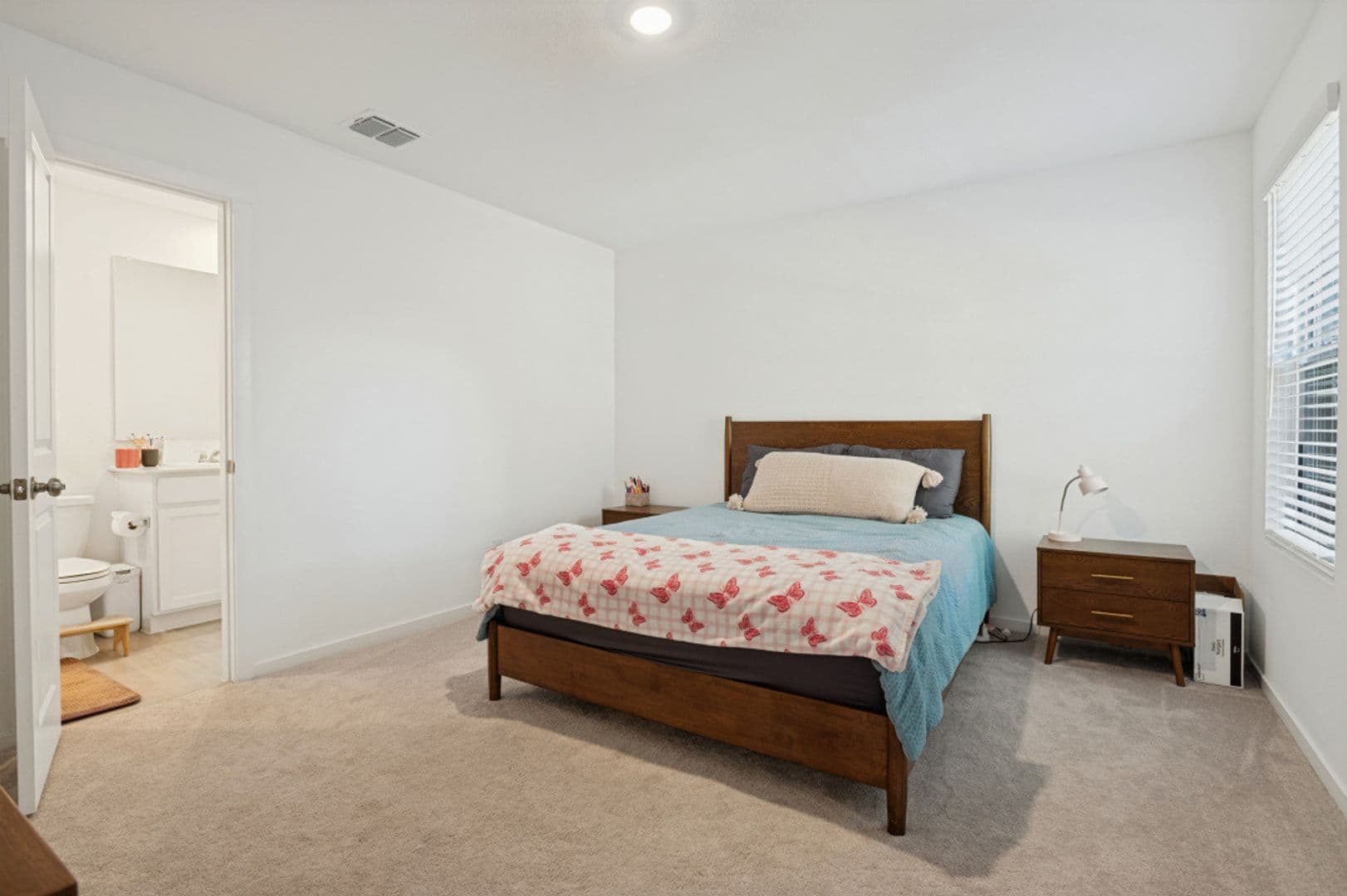 Wilmer House: 238 Willow Way