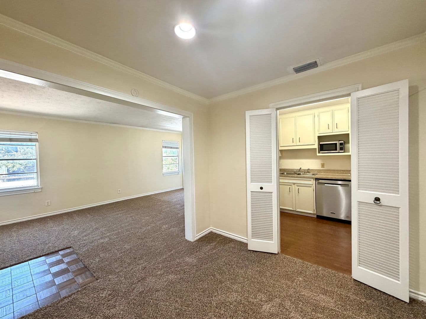 Dallas House: 4311 Cole Avenue