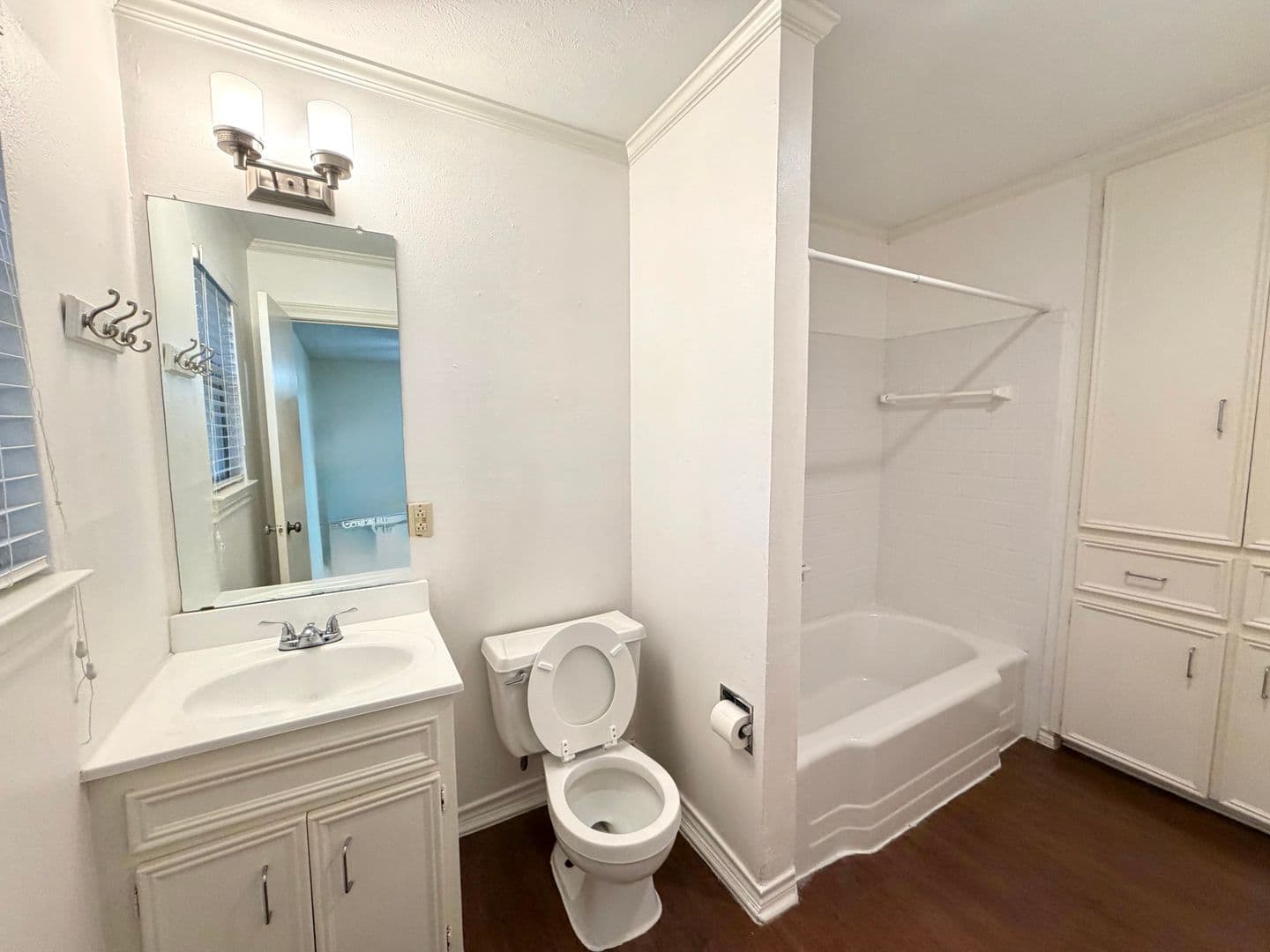 Dallas House: 4311 Cole Avenue