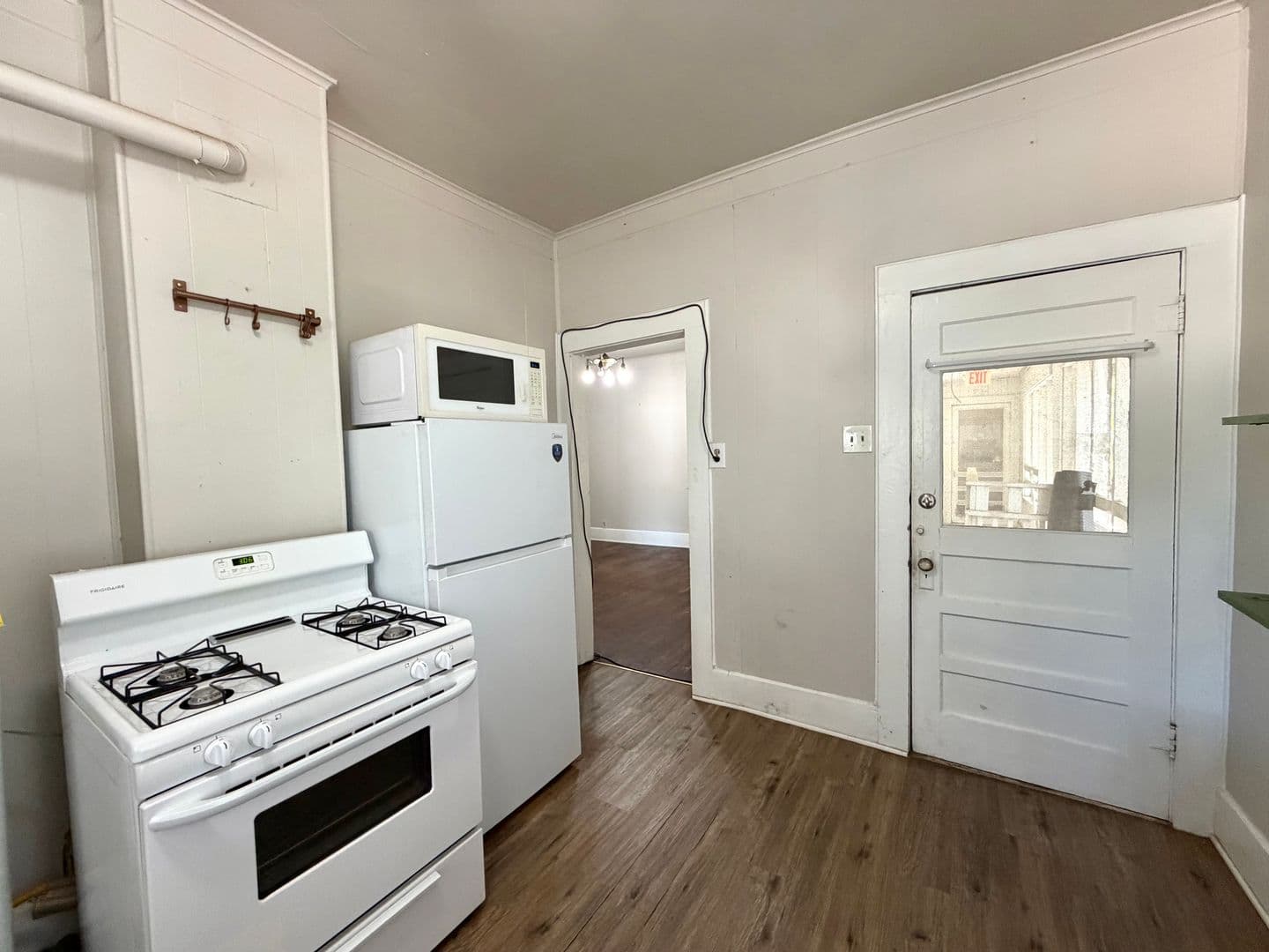 Denton House: 919.5 N Austin St