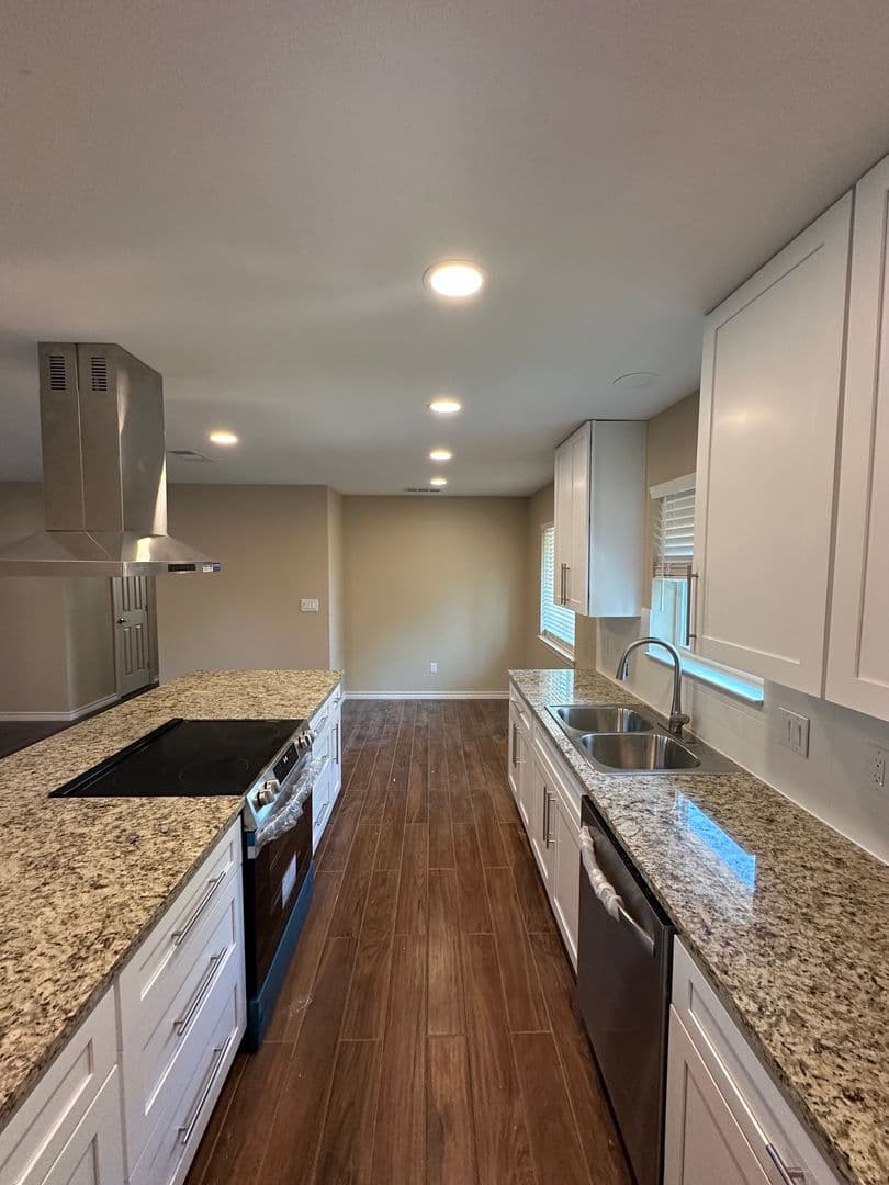 Garland House: 1418 Homestead