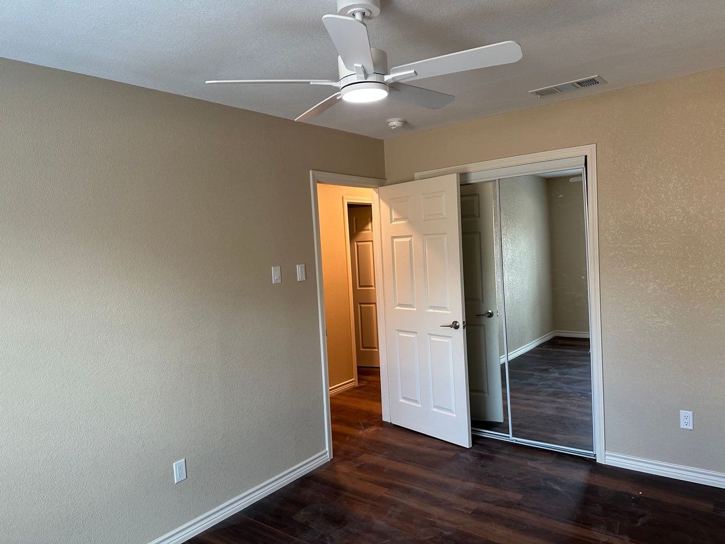 Garland House: 1418 Homestead