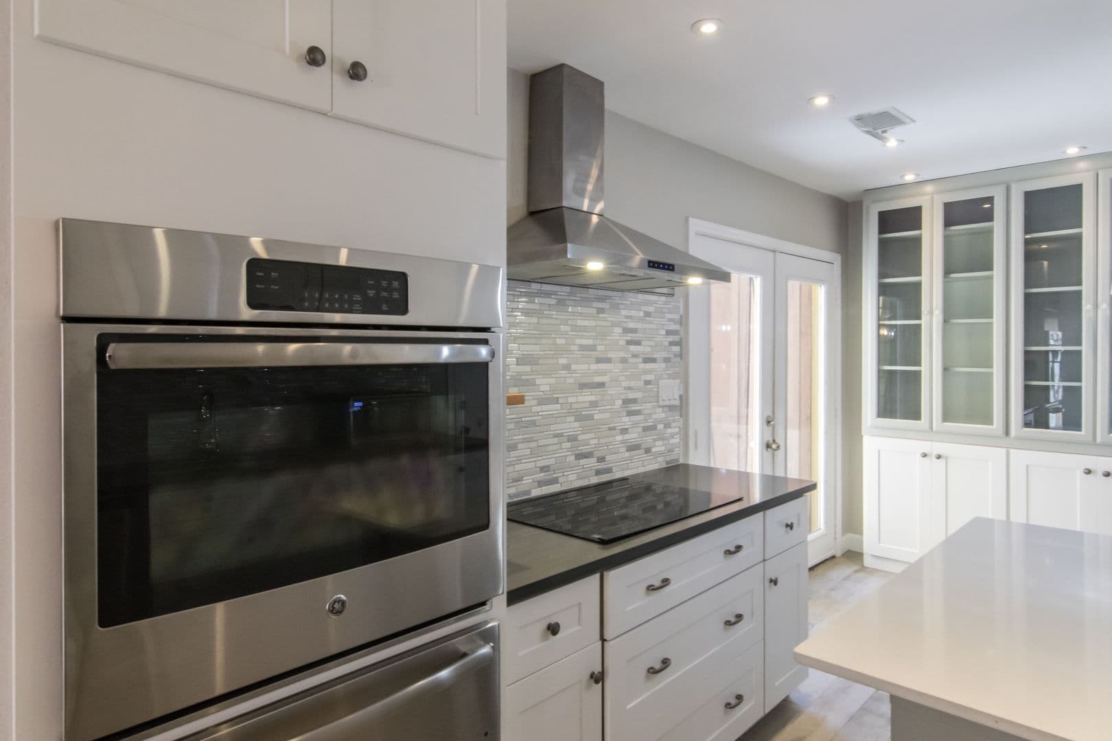 Dallas House: 3142 Royal Gable Drive