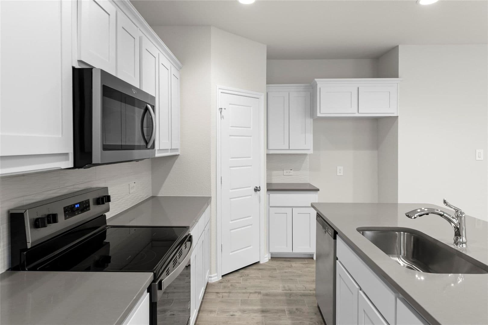 Melissa House: 3105 Sedge Grass Drive