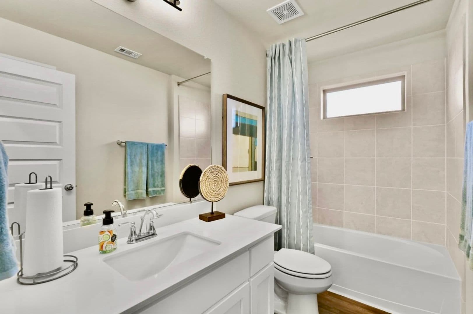 Melissa House: 1105 Mahogany Dr