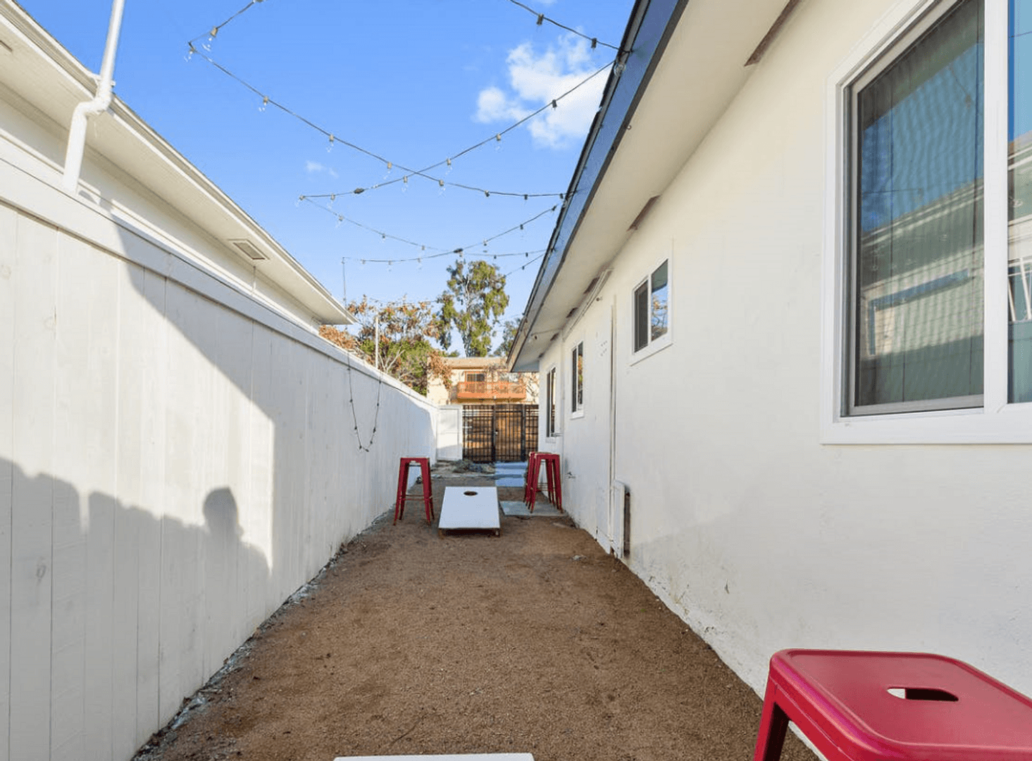 San Diego Apartment: 1646 J Street