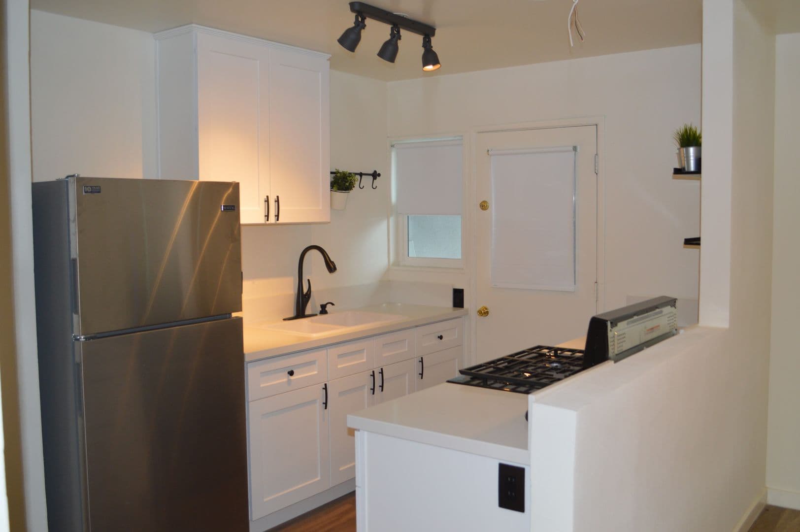 San Diego Apartment: 8501-49 Glenhaven