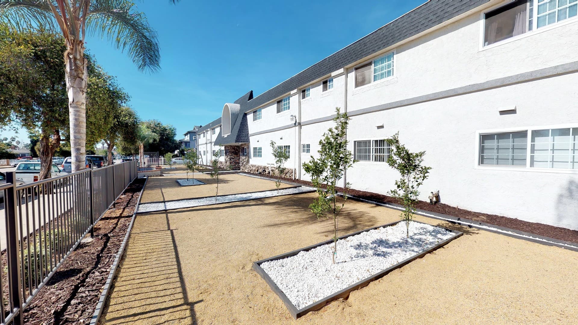 Chula Vista Apartment: 545 E St.