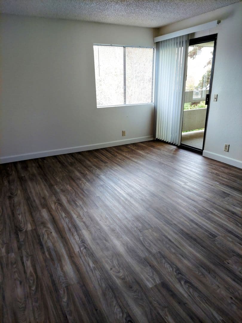 Chula Vista Apartment: 423 Church Ave