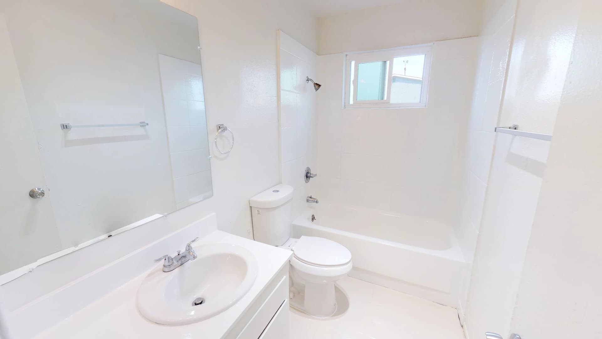 Chula Vista Apartment: 545 E St.