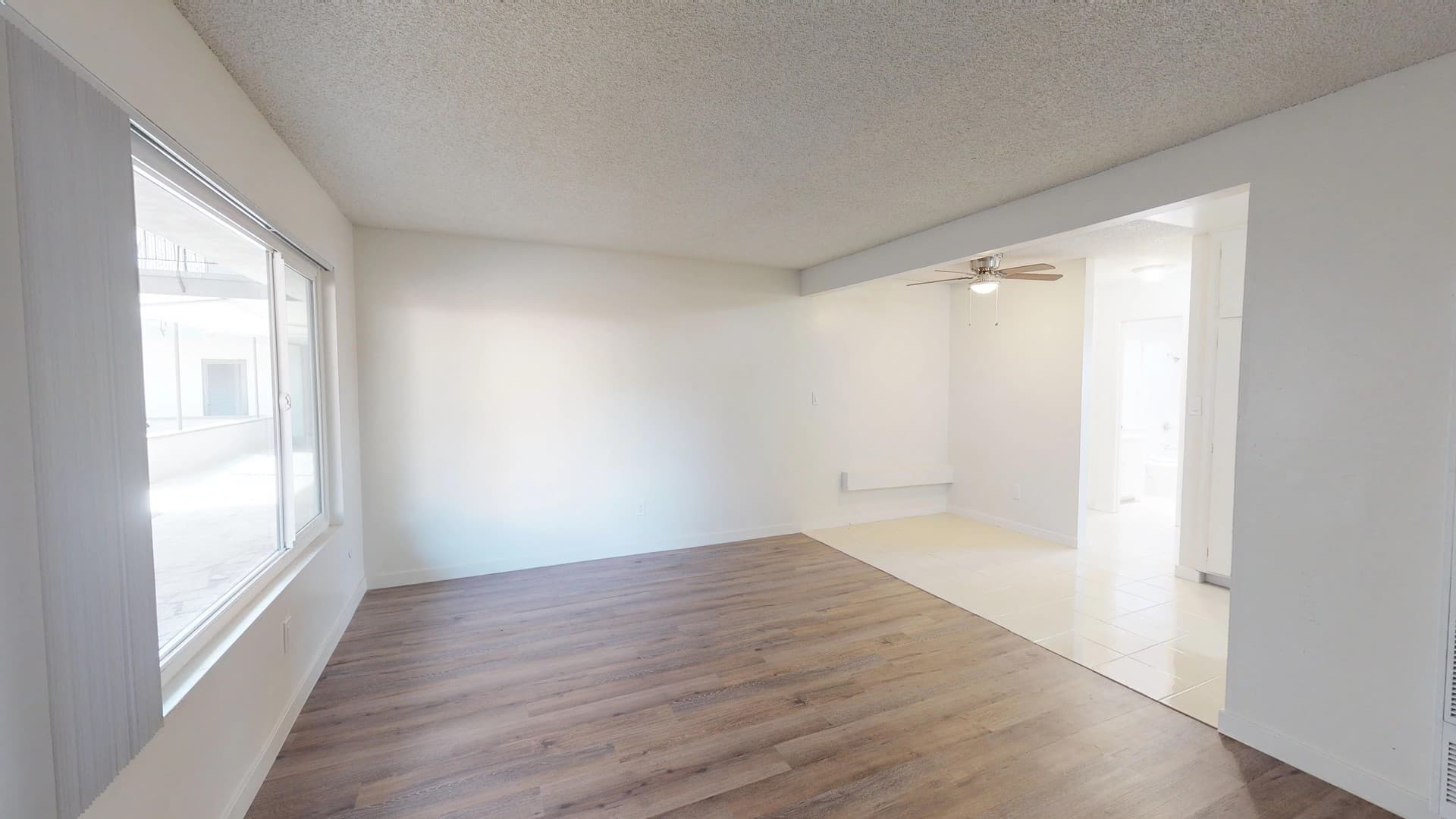 Chula Vista Apartment: 545 E St.