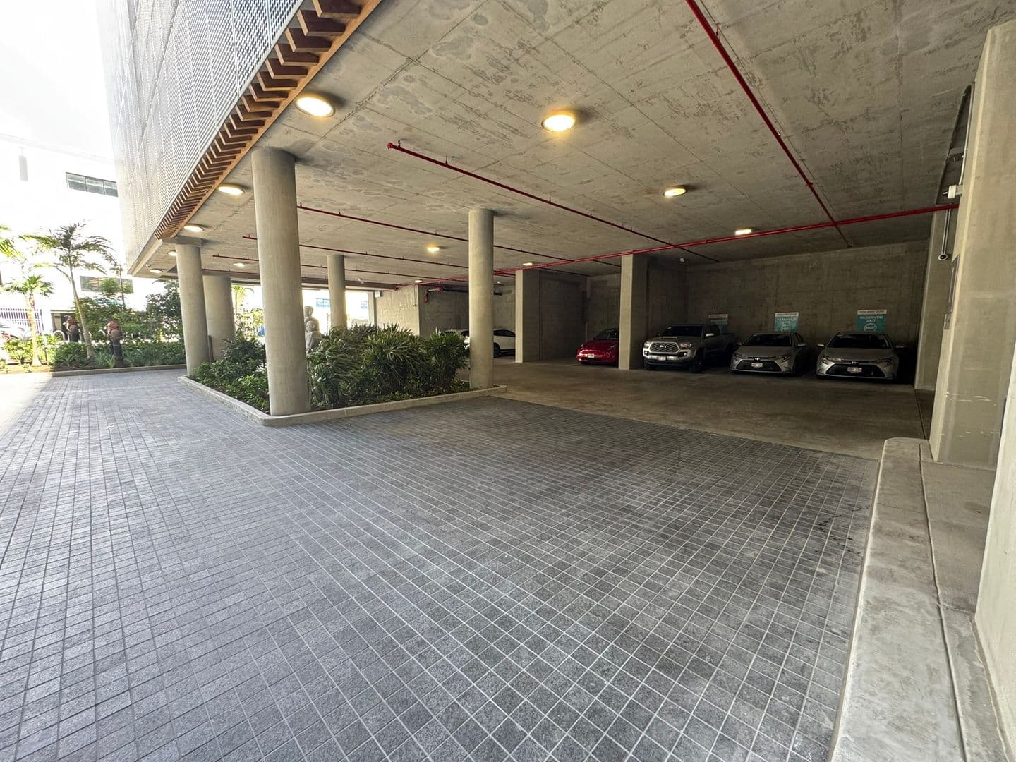 Honolulu Condo: 1515 Liona Street #2707