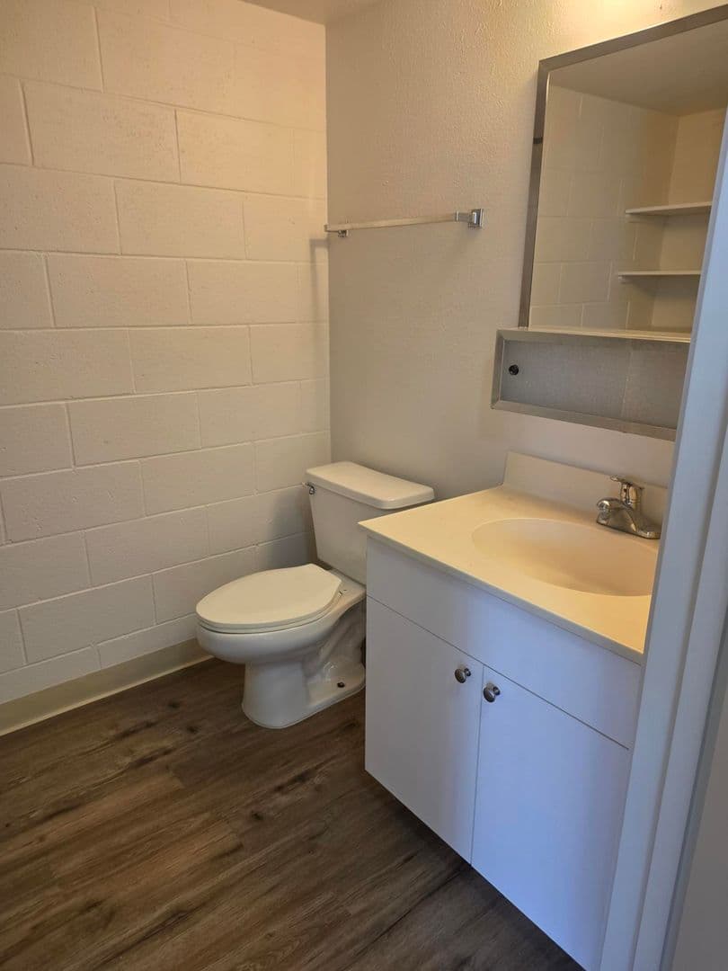 Honolulu Apartment: 1305 Makiki Street