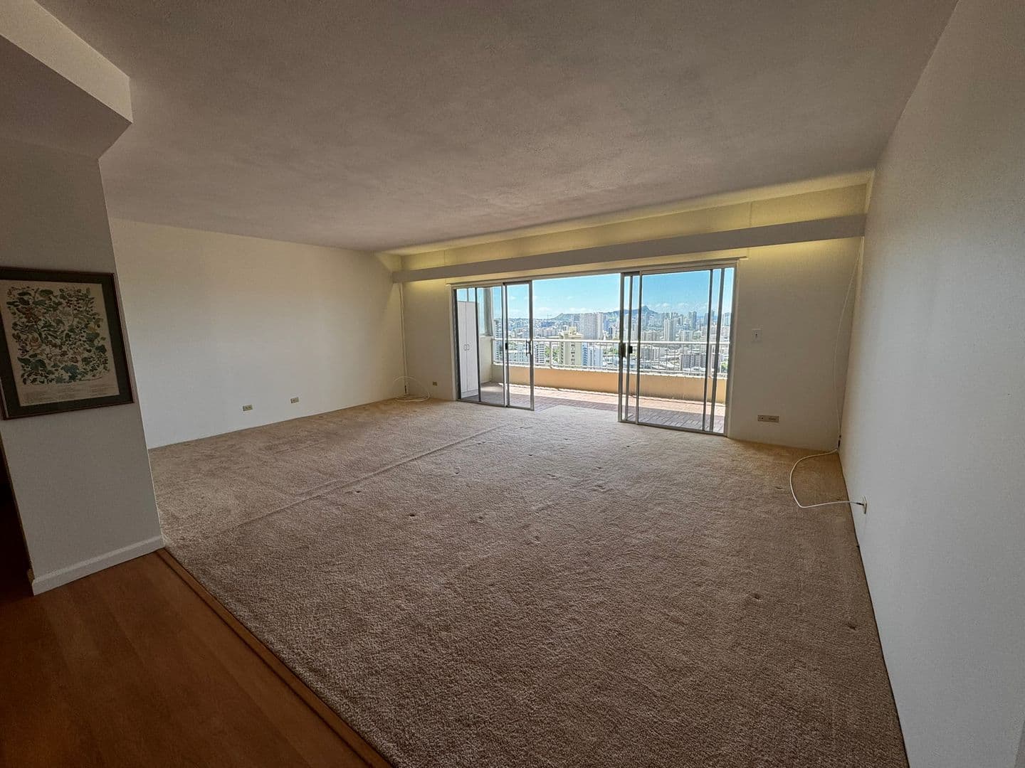 Honolulu Condo: 999 Wilder Ave #1403