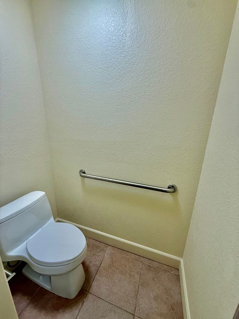 Mililani Condo: 95-1050 Makaikai St. Apt. 21-B