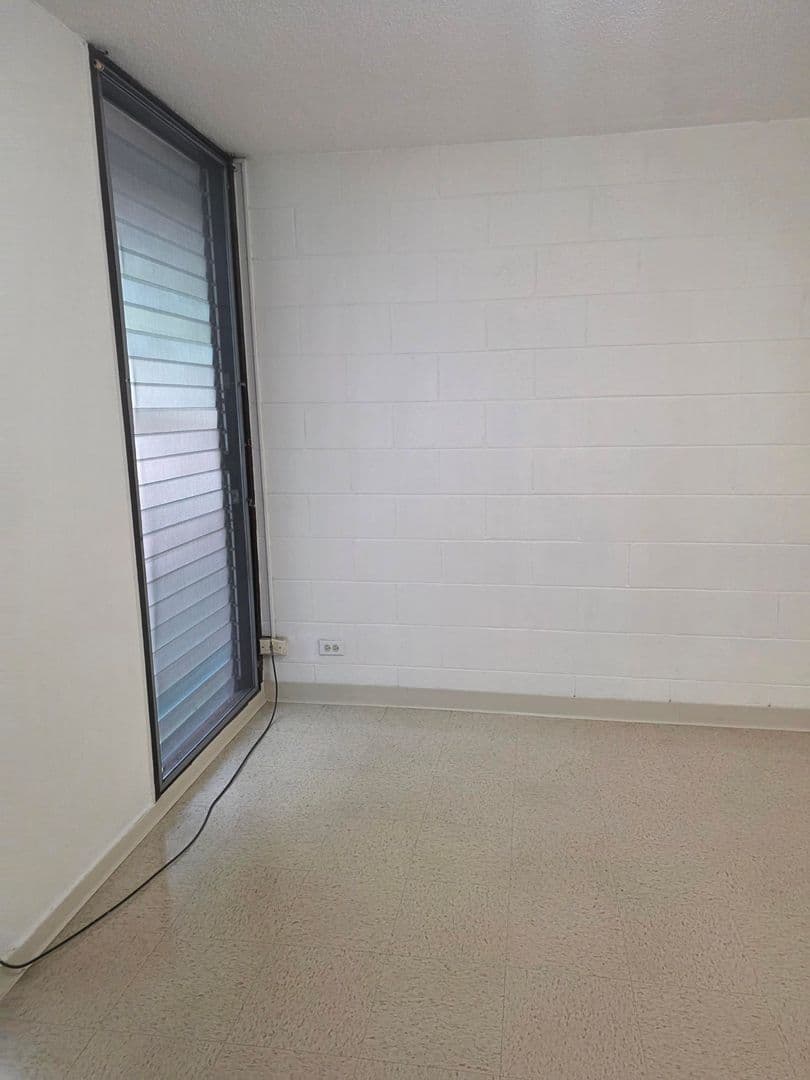 Honolulu Apartment: 1533 Liholiho St.